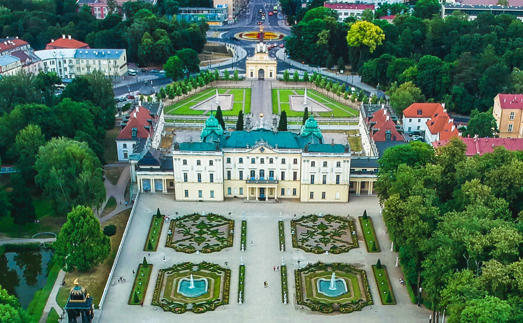 Rysunek Pałacu Branickich. Widok od strony parku.