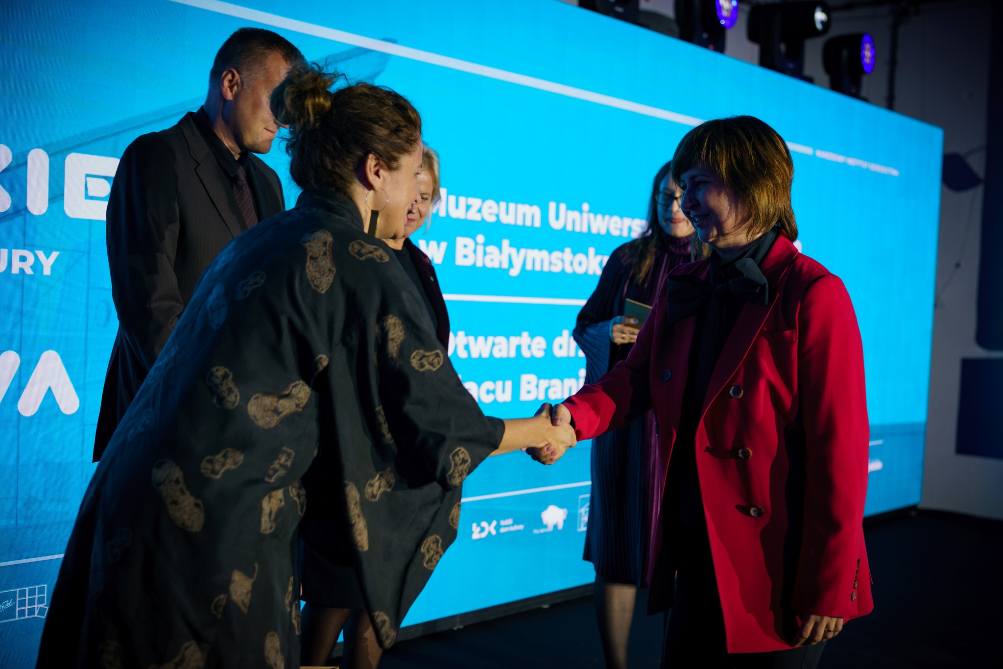 Link: Drzwi otwarte dawnych Pokoi Złotych Pałacu Branickich nagrodzone przez Narodowy Instytut Dziedzictwa 