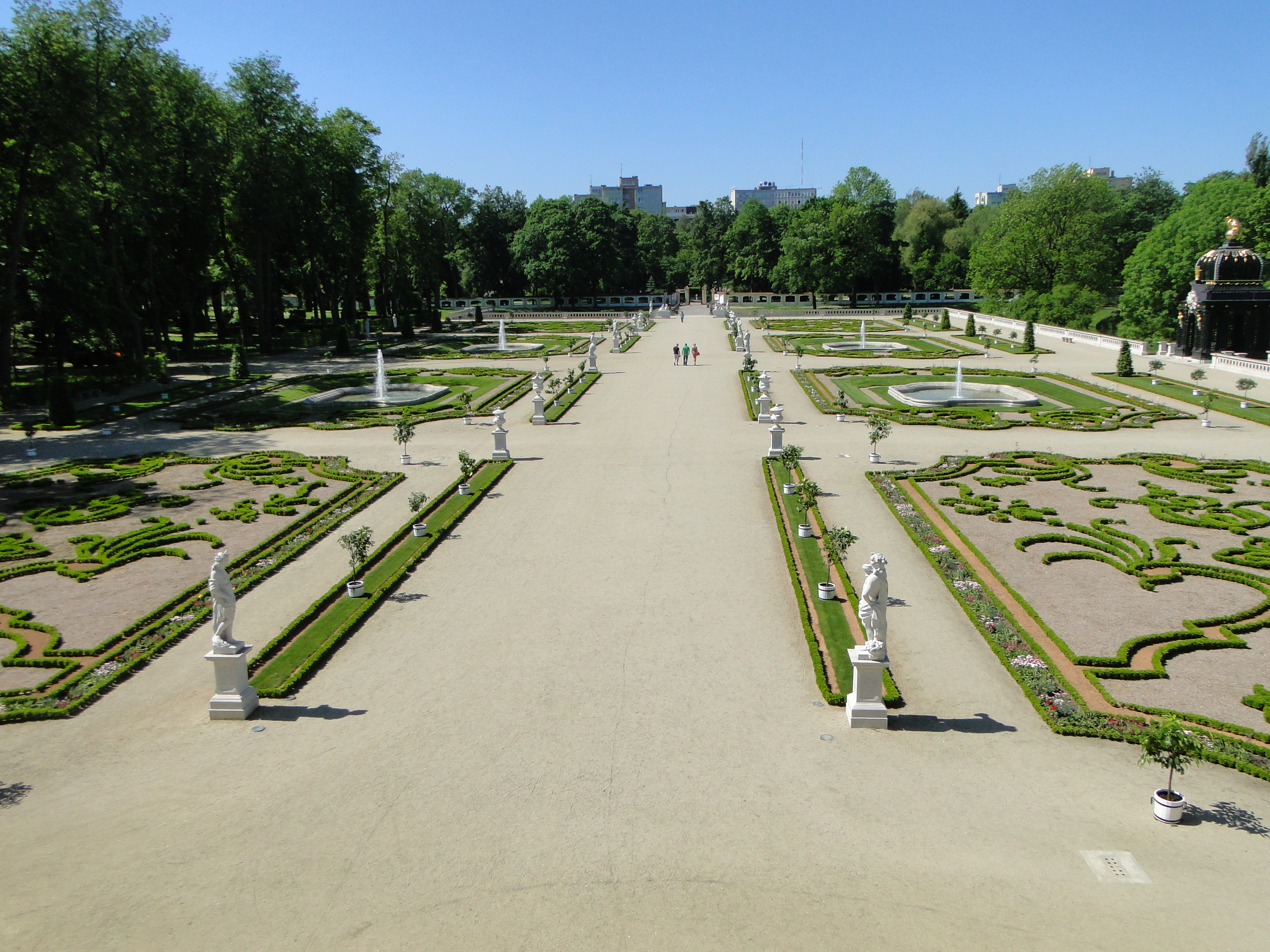 Ogród francuski Pałacu Branickich. Widok z tarasu