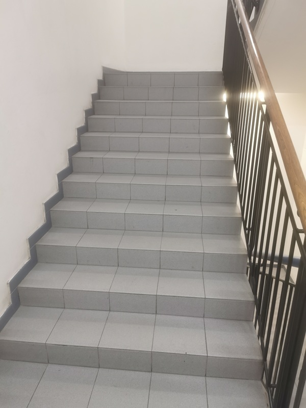 Tekst alternatywny znajduje się w treści.