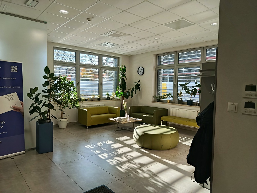 Opis alternatywny znajduje się w treści