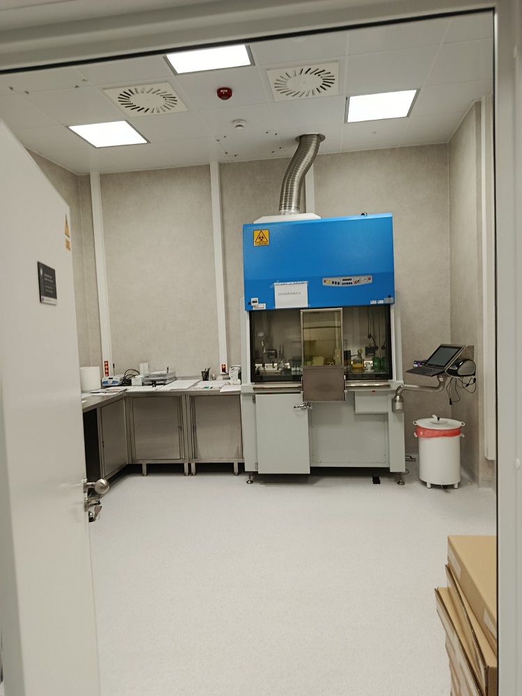 Opis alternatywny znajduje się w treści