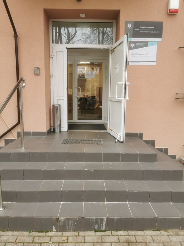 Opis alternatywny znajduje się w treści.