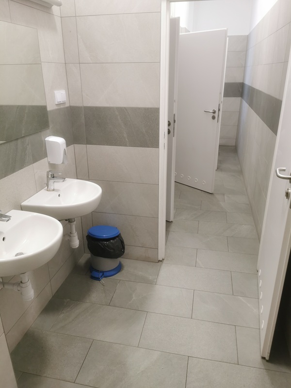 Opis alternatywny znajduje się w treści.