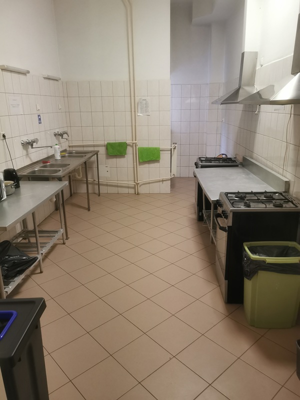 Opis alternatywny znajduje się w treści.