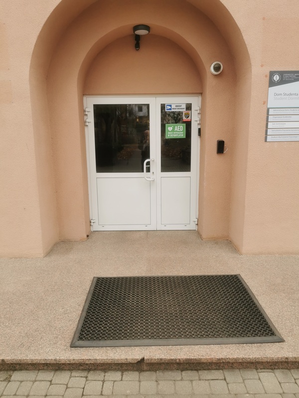 Opis alternatywny znajduje się w treści.