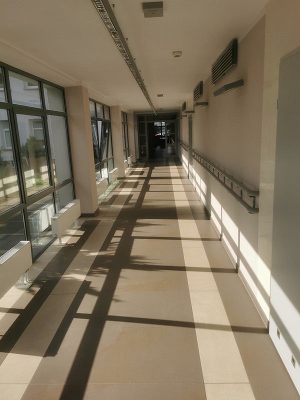 Opis altenatywny znajduje się w treści.