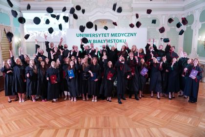 Link: Sukces czy zobowiązanie? Profesury, habilitacje i doktoraty w UMB