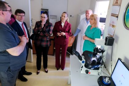 Link: In vitro: stawiamy na kompleksowość i skuteczność - wizyta Wiceminister zdrowia w USK