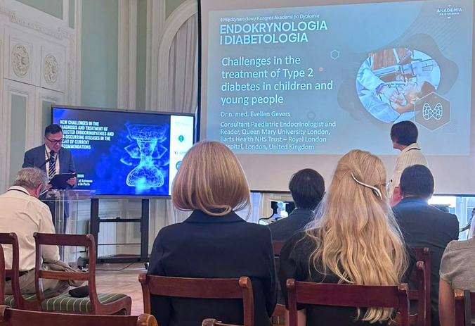 Link: O przyszłości endokrynologii w Paryżu. UMB współorganizatorem międzynarodowej konferencji