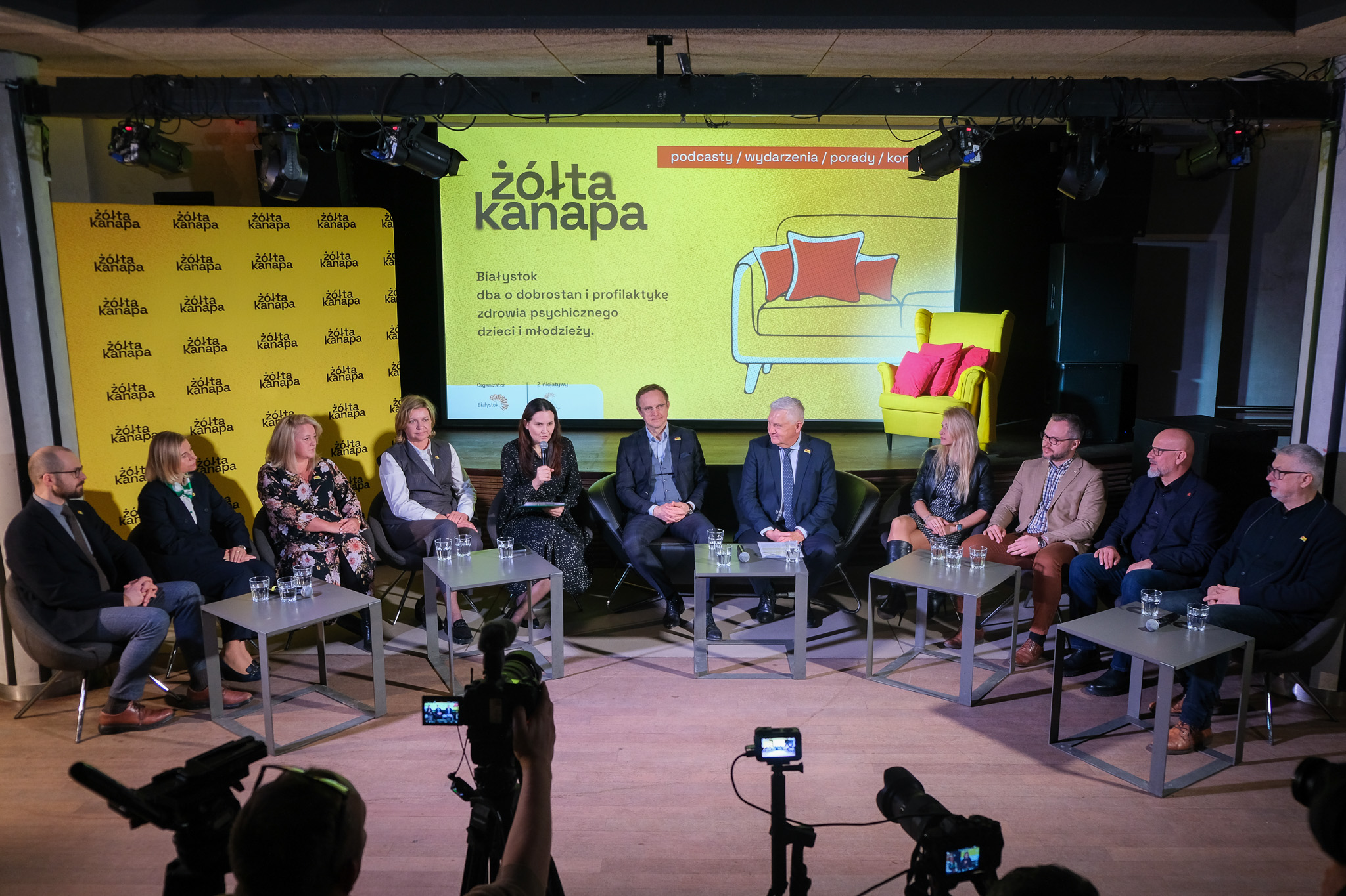 Link: Żółta Kanapa po raz trzeci. W trosce o dobrostan młodych ludzi i przeciwko hejtowi 