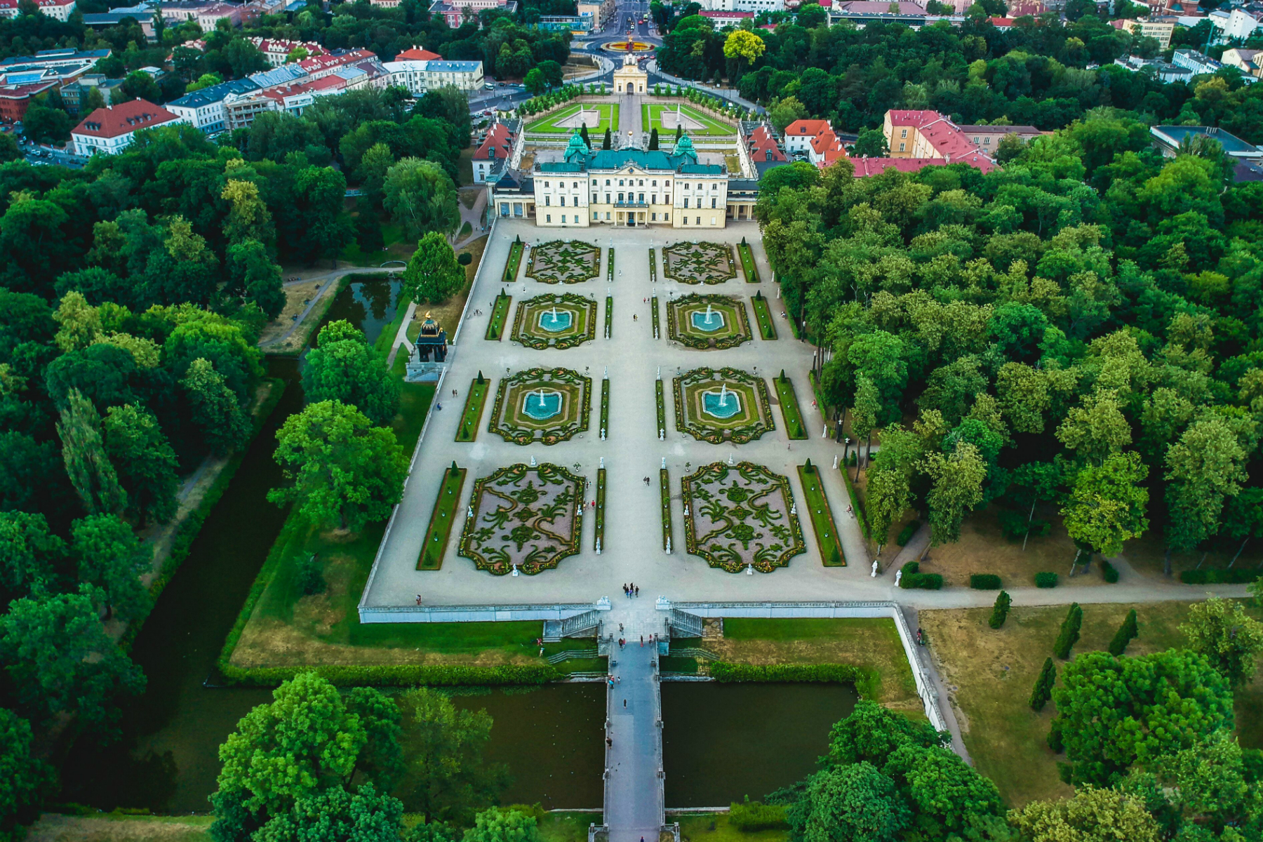 Rysunek Pałacu Branickich. Widok od strony parku.