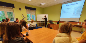 Link: dr Ewa Żebrowska przeprowadziła kolejne konsultacje dla licealistów w ramach Projektu Biologia i chemia po akademicku