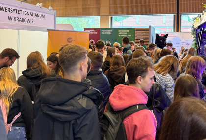 Link: UMB na Krakowskim Salonie Maturzystów Perspektywy 2026