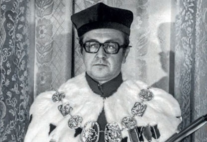 Link: Prof. Konstanty Wiśniewski - Rektor AMB 1974, 1975-1978, 1978-1981