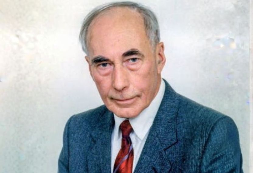 Link: Prof. Andrzej Stanisław Kaliciński - Rektor AMB 1990-1993