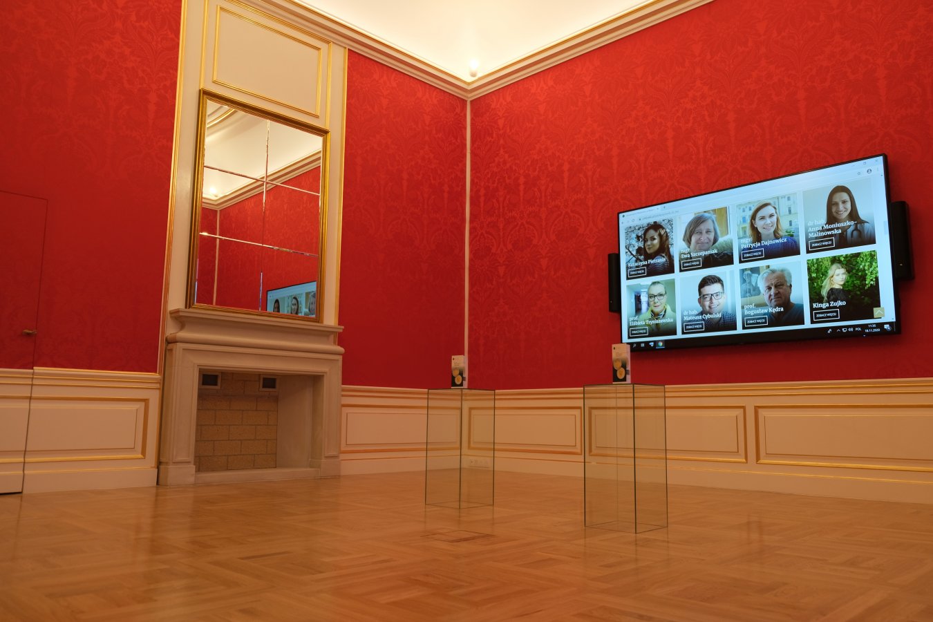 Link: Pokój Królewski: Aula Nobilium w Pałacu Branickich