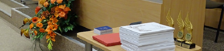 Uroczyste wręczenie dyplomów absolwentom Wydziału 2015 r.. 